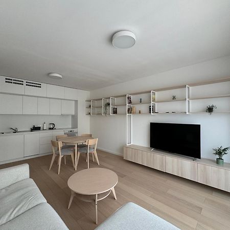 Aurora Apartments Братислава Екстериор снимка
