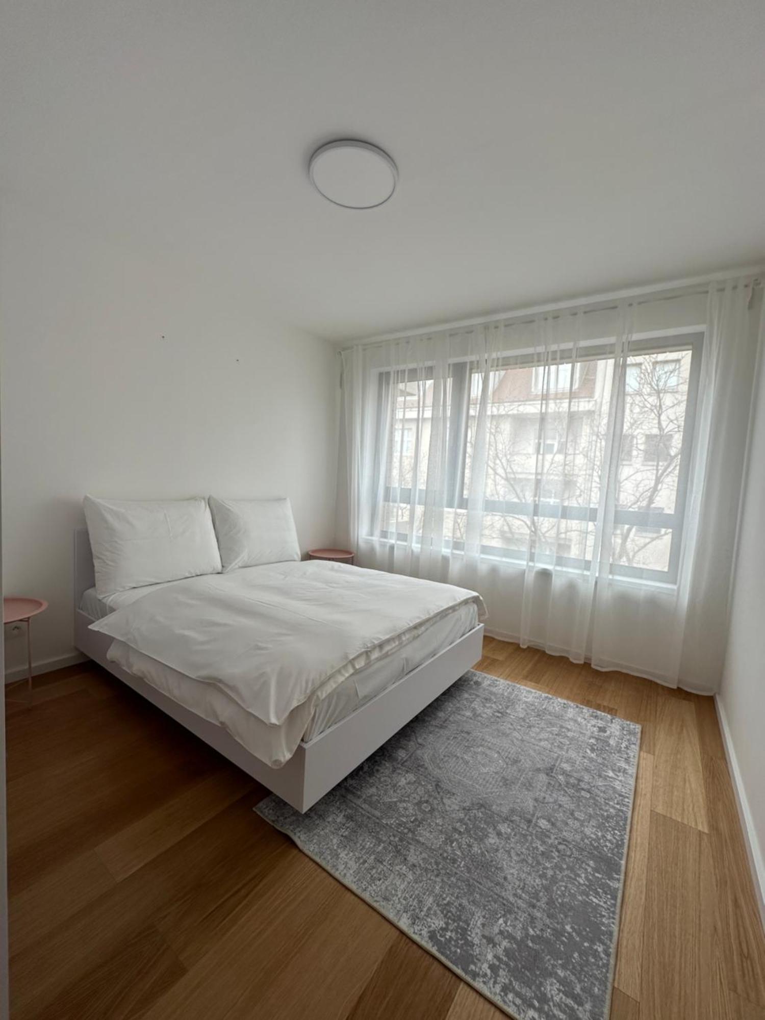 Aurora Apartments Братислава Екстериор снимка