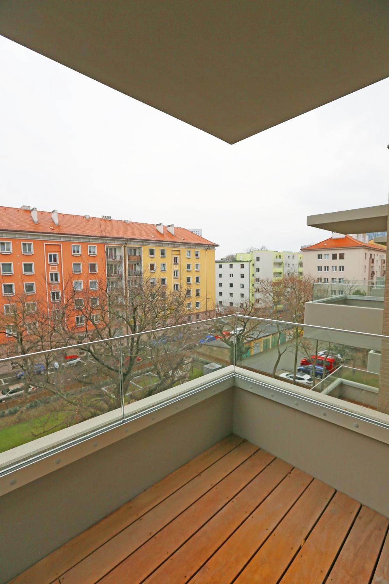Aurora Apartments Братислава Екстериор снимка