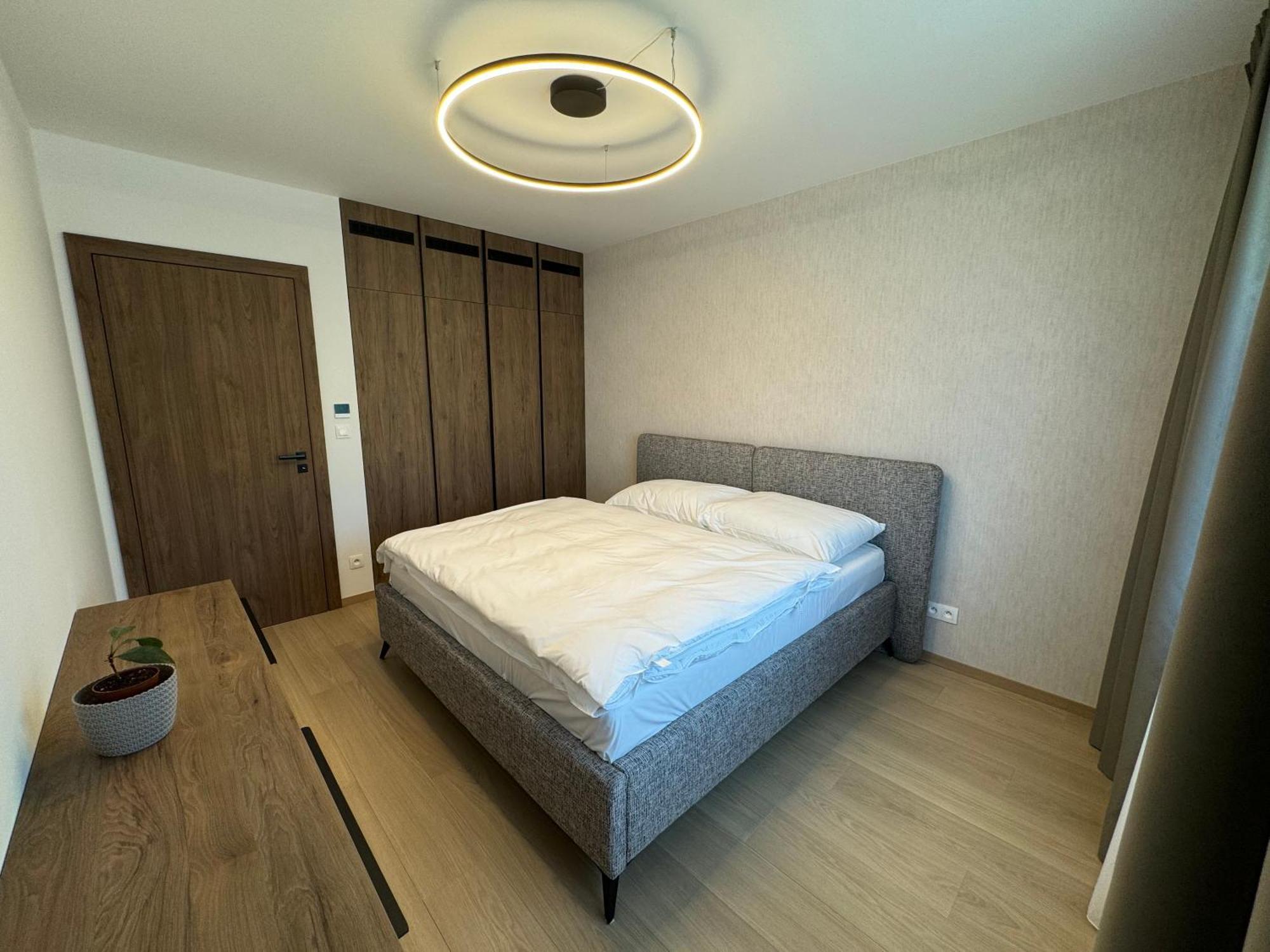 Aurora Apartments Братислава Екстериор снимка